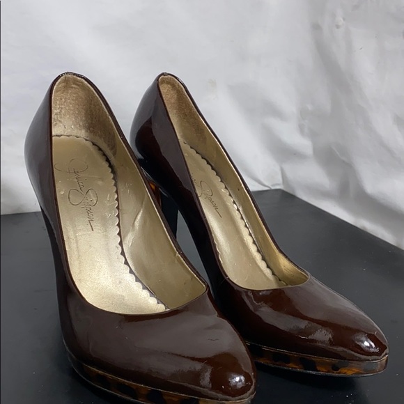 Jessica Simpson dark burgundy high heels size 8 - Picture 4 of 11